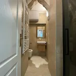 شقة Diokletian's Golden Nest *