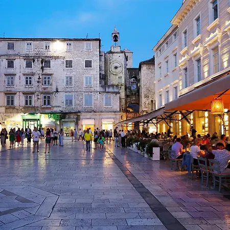 Diokletian's Golden Nest * Split