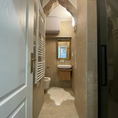 Apartmán Diokletian's Golden Nest *